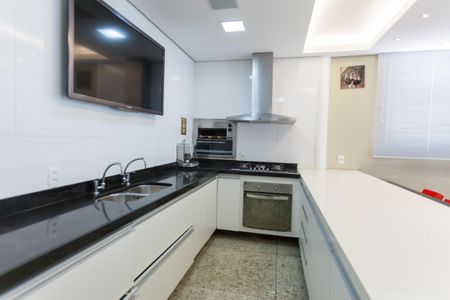 Casa à venda com 333m², 4 quartos e 3 vagas Casa à venda com 333m², 4 quartos e 3 vagasEspaço Gourmet