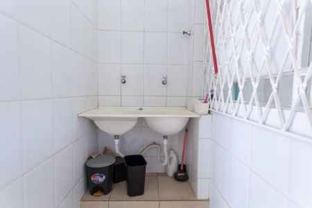 Casa à venda com 333m², 4 quartos e 3 vagas Casa à venda com 333m², 4 quartos e 3 vagasÁrea de Serviço