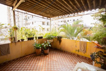 Casa à venda com 149m², 3 quartos e 2 vagas Casa à venda com 149m², 3 quartos e 2 vagasÁREA DE SERVIÇO