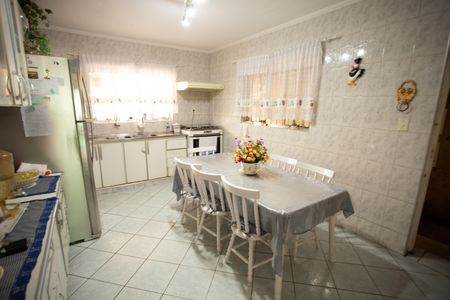 Casa à venda com 149m², 3 quartos e 2 vagas Casa à venda com 149m², 3 quartos e 2 vagasCOZINHA