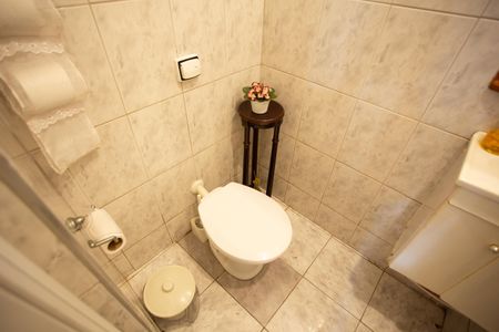 Casa à venda com 149m², 3 quartos e 2 vagas Casa à venda com 149m², 3 quartos e 2 vagasBANHEIRO