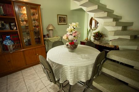 Casa à venda com 149m², 3 quartos e 2 vagas Casa à venda com 149m², 3 quartos e 2 vagasSALA