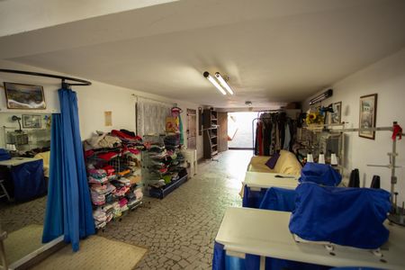 Casa à venda com 149m², 3 quartos e 2 vagas Casa à venda com 149m², 3 quartos e 2 vagasGARAGEM