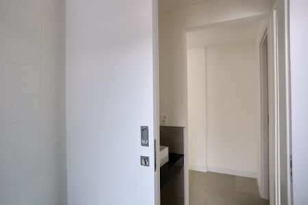 Apartamento à venda com 65m², 2 quartos e 2 vagasBanheiro Social