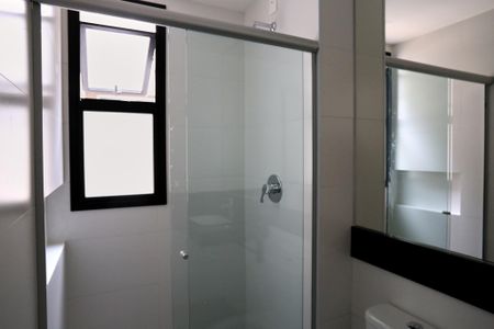 Apartamento à venda com 65m², 2 quartos e 2 vagasBanheiro Suíte 