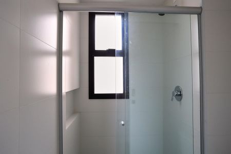 Apartamento à venda com 65m², 2 quartos e 2 vagasBanheiro Social