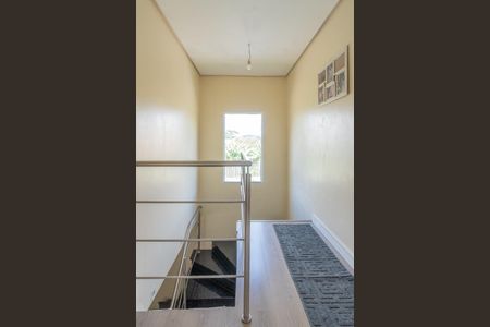 Casa de condomínio à venda com 185m², 3 quartos e 2 vagasCorredor