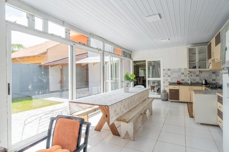 Casa de condomínio à venda com 185m², 3 quartos e 2 vagasChurrasqueira