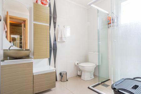 Casa de condomínio à venda com 185m², 3 quartos e 2 vagasBanheiro da Suíte