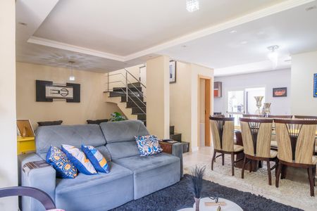 Casa de condomínio à venda com 185m², 3 quartos e 2 vagasSala