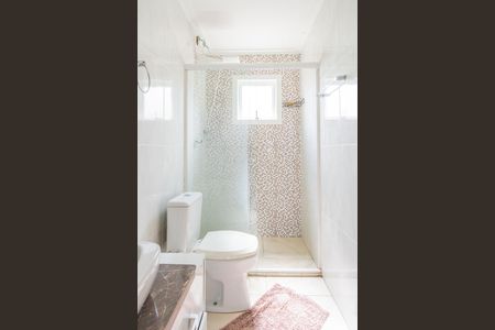 Casa de condomínio à venda com 185m², 3 quartos e 2 vagasBanheiro Social