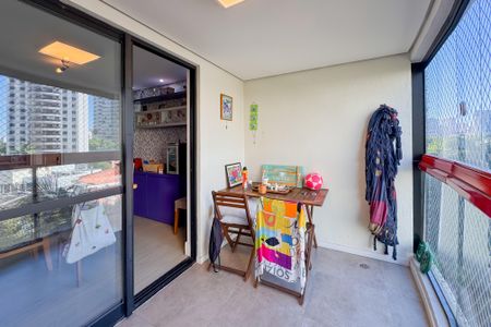 Apartamento à venda com 105m², 3 quartos e 2 vagasVaranda da Sala