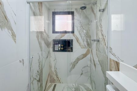 Apartamento à venda com 105m², 3 quartos e 2 vagasBanheiro da Suíte