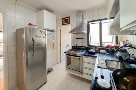 Apartamento à venda com 105m², 3 quartos e 2 vagasCozinha