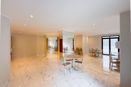 Apartamento à venda com 105m², 3 quartos e 2 vagasÁrea comum - Salão de festas