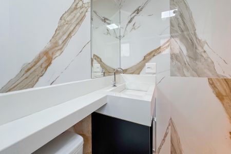 Apartamento à venda com 105m², 3 quartos e 2 vagasBanheiro da Suíte