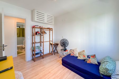 Apartamento à venda com 105m², 3 quartos e 2 vagasQuarto 2