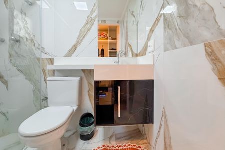 Apartamento à venda com 105m², 3 quartos e 2 vagasBanheiro da Suíte