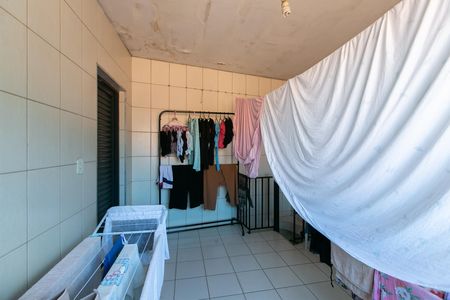Casa para alugar com 300m², 4 quartos e 2 vagas Casa para alugar com 300m², 4 quartos e 2 vagasÁrea de Serviço 1