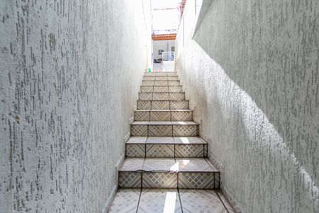Casa para alugar com 300m², 4 quartos e 2 vagas Casa para alugar com 300m², 4 quartos e 2 vagasEscada / Entrada
