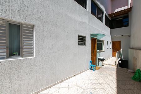 Casa para alugar com 300m², 4 quartos e 2 vagas Casa para alugar com 300m², 4 quartos e 2 vagasQuintal