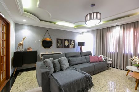 Casa para alugar com 300m², 4 quartos e 2 vagas Casa para alugar com 300m², 4 quartos e 2 vagasSala