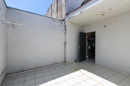 Casa para alugar com 300m², 4 quartos e 2 vagas Casa para alugar com 300m², 4 quartos e 2 vagasÁrea de Serviço 1