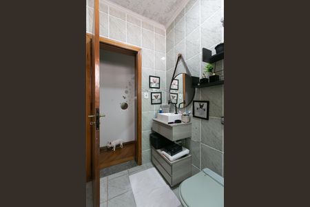Casa para alugar com 300m², 4 quartos e 2 vagas Casa para alugar com 300m², 4 quartos e 2 vagasBanheiro 2