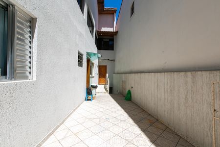 Casa para alugar com 300m², 4 quartos e 2 vagas Casa para alugar com 300m², 4 quartos e 2 vagasQuintal