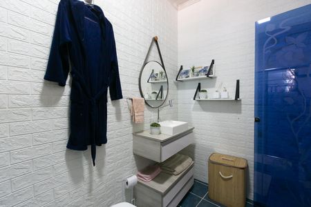 Casa para alugar com 300m², 4 quartos e 2 vagas Casa para alugar com 300m², 4 quartos e 2 vagasBanheiro da Suíte