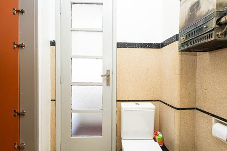 Studio para alugar com 28m², 1 quarto e sem vaga Studio para alugar com 28m², 1 quarto e sem vagaBanheiro