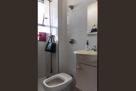 Casa para alugar com 596m², 4 quartos e 7 vagasBanheiro de Serviço