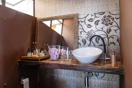 Casa para alugar com 596m², 4 quartos e 7 vagasLavabo