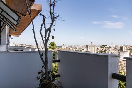 Casa para alugar com 596m², 4 quartos e 7 vagasQuarto 4