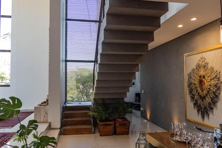 Casa para alugar com 596m², 4 quartos e 7 vagasSala