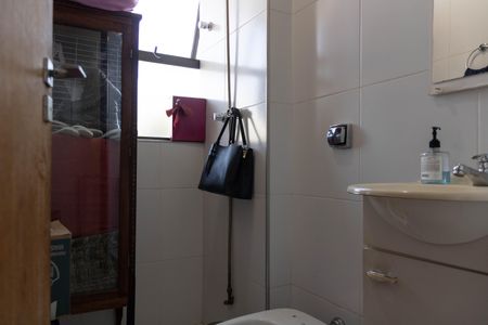 Casa para alugar com 596m², 4 quartos e 7 vagasBanheiro de Serviço