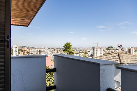 Casa para alugar com 596m², 4 quartos e 7 vagasQuarto 2