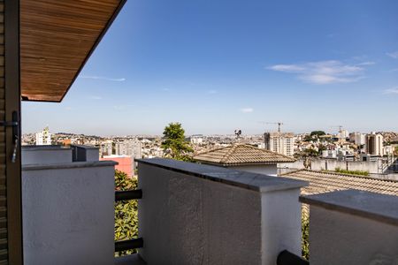 Casa para alugar com 596m², 4 quartos e 7 vagasQuarto 3