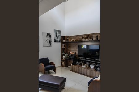 Casa para alugar com 596m², 4 quartos e 7 vagasSala 2