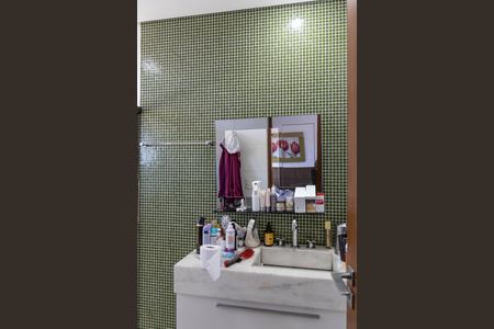 Casa para alugar com 596m², 4 quartos e 7 vagasBanheiro do Quarto 2