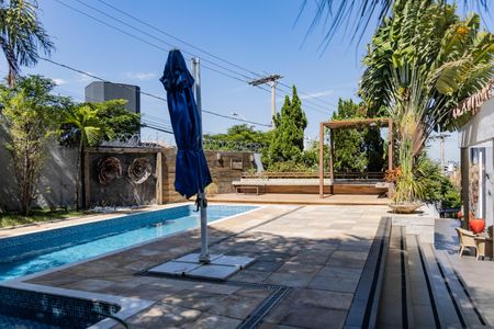 Casa para alugar com 596m², 4 quartos e 7 vagasÁrea comum