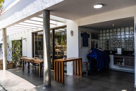 Casa para alugar com 596m², 4 quartos e 7 vagasÁrea comum