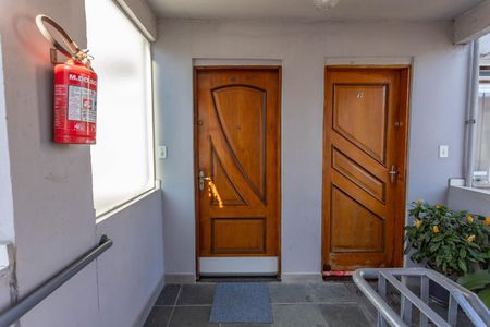 Apartamento à venda com 40m², 2 quartos e 1 vaga Apartamento à venda com 40m², 2 quartos e 1 vagaEntrada