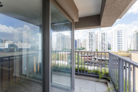 Studio à venda com 37m², 1 quarto e sem vaga Studio à venda com 37m², 1 quarto e sem vagaVaranda