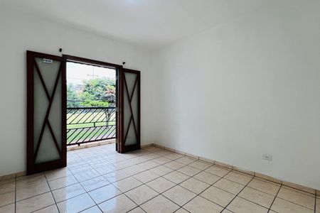 Casa à venda com 94m², 2 quartos e 3 vagasSuíte
