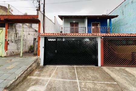 Casa à venda com 94m², 2 quartos e 3 vagasFachada