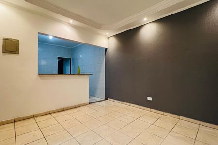 Casa à venda com 94m², 2 quartos e 3 vagasSala