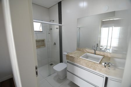 Casa à venda com 336m², 3 quartos e 4 vagasBanheiro da Suíte 3