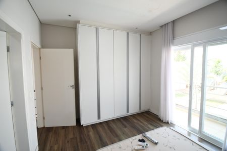 Casa à venda com 336m², 3 quartos e 4 vagasSuíte 2