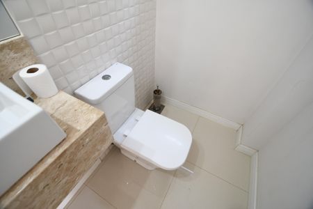 Casa à venda com 336m², 3 quartos e 4 vagasLavabo